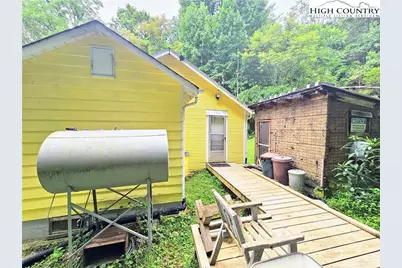 13296 Nc Highway 194, Lansing, NC 28643 - Photo 17