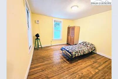 13296 Nc Highway 194, Lansing, NC 28643 - Photo 9