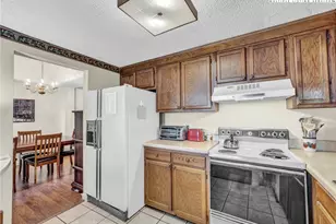 303 Sugar Top Dr, Sugar Mountain, NC 28604 - Photo 7