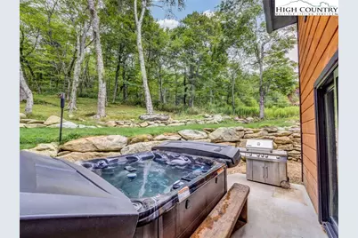196 Cloud Spring Drive, Sugar Mountain, NC 28604 - Photo 33
