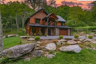 196 Cloud Spring Dr, Sugar Mountain, NC 28604 - Photo 1