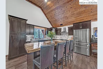 196 Cloud Spring Drive, Sugar Mountain, NC 28604 - Photo 7