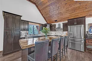 196 Cloud Spring Dr, Sugar Mountain, NC 28604 - Photo 7