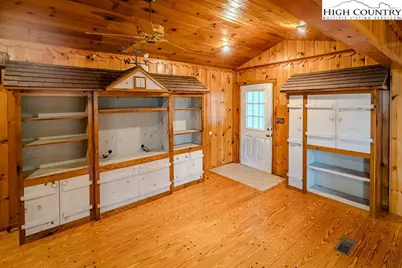 478 Laurel Hills Road, Newland, NC 28657 - Photo 15
