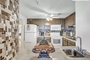 303 Sugar Top Dr, Sugar Mountain, NC 28604 - Photo 9