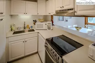 1499 Sugar Mountain Dr, Sugar Mountain, NC 28604 - Photo 7