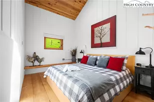 3760 Bald Mountain Rd, West Jefferson, NC 28694 - Photo 31