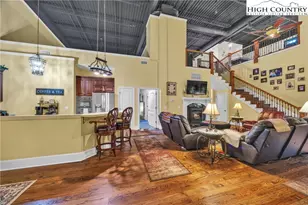 201 Jefferson Station Pl, West Jefferson, NC 28694 - Photo 31