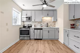 214 Village Grn, Blowing Rock, NC 28605 - Photo 7