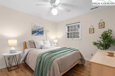 214 Village Green #B-2, Blowing Rock, NC 28605 - Photo 19