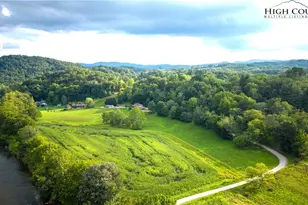 2161 River Bend Rd, Mouth of Wilson, VA 24363 - Photo 7