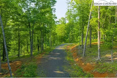 10 Autumn Lane, West Jefferson, NC 28694 - Photo 15