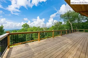 124 Holly Ln, Beech Mountain, NC 28604 - Photo 19