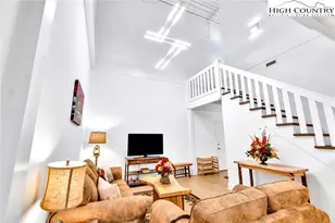 215 S Jefferson Station Pl, West Jefferson, NC 28694 - Photo 19