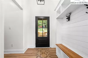 1017 Charter Hills Rd, Beech Mountain, NC 28604 - Photo 9