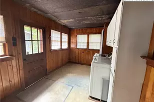 2562 US Hwy 221, Jefferson, NC 28640 - Photo 9