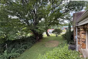 2562 US Hwy 221, Jefferson, NC 28640 - Photo 5