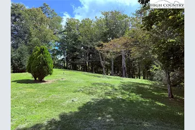 2562 US Highway 221, Jefferson, NC 28640 - Photo 19