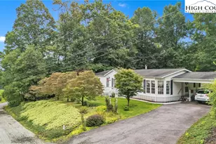 171 Autumn Ln, West Jefferson, NC 28694 - Photo 3