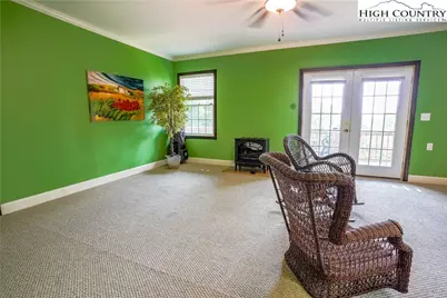 123 Laura Avenue, West Jefferson, NC 28694 - Photo 35