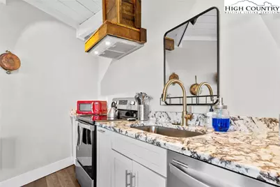 119 Beechwood Lane, Beech Mountain, NC 28604 - Photo 11