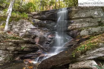 108 Falls Creek Parkway, Elk Park, NC 28622 - Photo 17