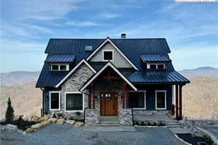 132 Sun Peaks Trl, Beech Mountain, NC 28604 - Photo 3