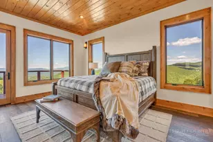 132 Sun Peaks Trl, Beech Mountain, NC 28604 - Photo 33