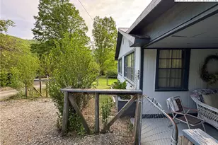 25 Reuben Wooten Rd, Banner Elk, NC 28604 - Photo 31