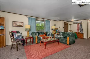 25 Reuben Wooten Rd, Banner Elk, NC 28604 - Photo 7