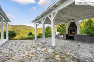 410 / 560 Puckett Rd, Banner Elk, NC 28604 - Photo 11