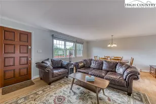 165 Apache St, Newland, NC 28657 - Photo 3