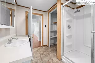 169 Railroad St, Newland, NC 28657 - Photo 13