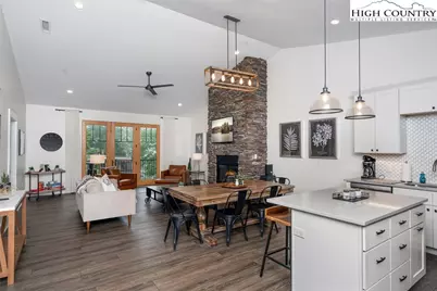 1150 Main Street #Dogwood, Blowing Rock, NC 28605 - Photo 3