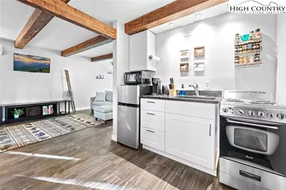 102 Hemlock Hill Drive #Unit C, Banner Elk, NC 28604 - Photo 3