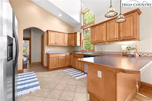 257 Sunset Dr, Blowing Rock, NC 28605 - Photo 7