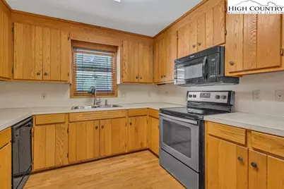 450 Astor Cook Road, Blowing Rock, NC 28605 - Photo 7