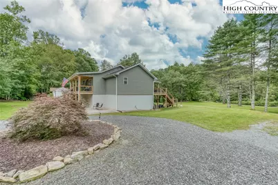 8186 Nc Hwy 183 Highway, Newland, NC 28657 - Photo 29