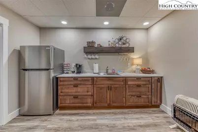 8186 Nc Hwy 183 Highway, Newland, NC 28657 - Photo 23