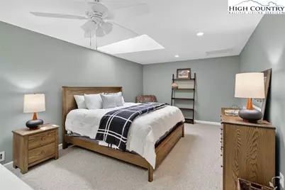 233 Lakeview Place #D-2, Jefferson, NC 27640 - Photo 31