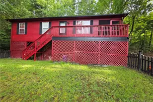 582 Deer Crossing Ln, Lenoir, NC 28645 - Photo 5