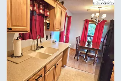 582 Deer Crossing Lane, Lenoir, NC 28645 - Photo 27