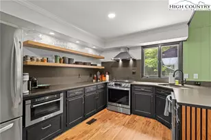 302 Walter Godbey Rd, West Jefferson, NC 28694 - Photo 11