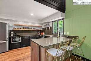 302 Walter Godbey Rd, West Jefferson, NC 28694 - Photo 7