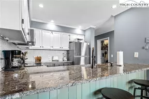 301 Pinnacle Inn Rd, Beech Mountain, NC 28604 - Photo 9