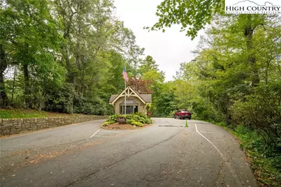 140 Manor View Lane #1, Blowing Rock, NC 28605 - Photo 43