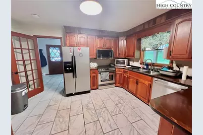 360 Witherspoon Heights Road, Jefferson, NC 28640 - Photo 5