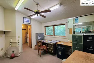 297 Old Turnpike NW Rd, Banner Elk, NC 28604 - Photo 19