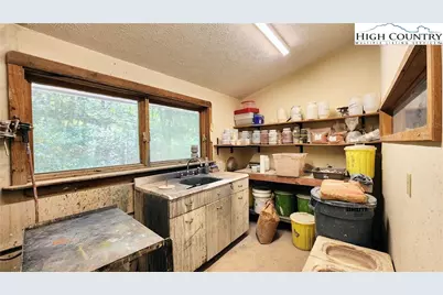297 Old Turnpike NW Road, Banner Elk, NC 28604 - Photo 17