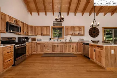 1463 Snaggy Mountain Boulevard, Boone, NC 28607 - Photo 19